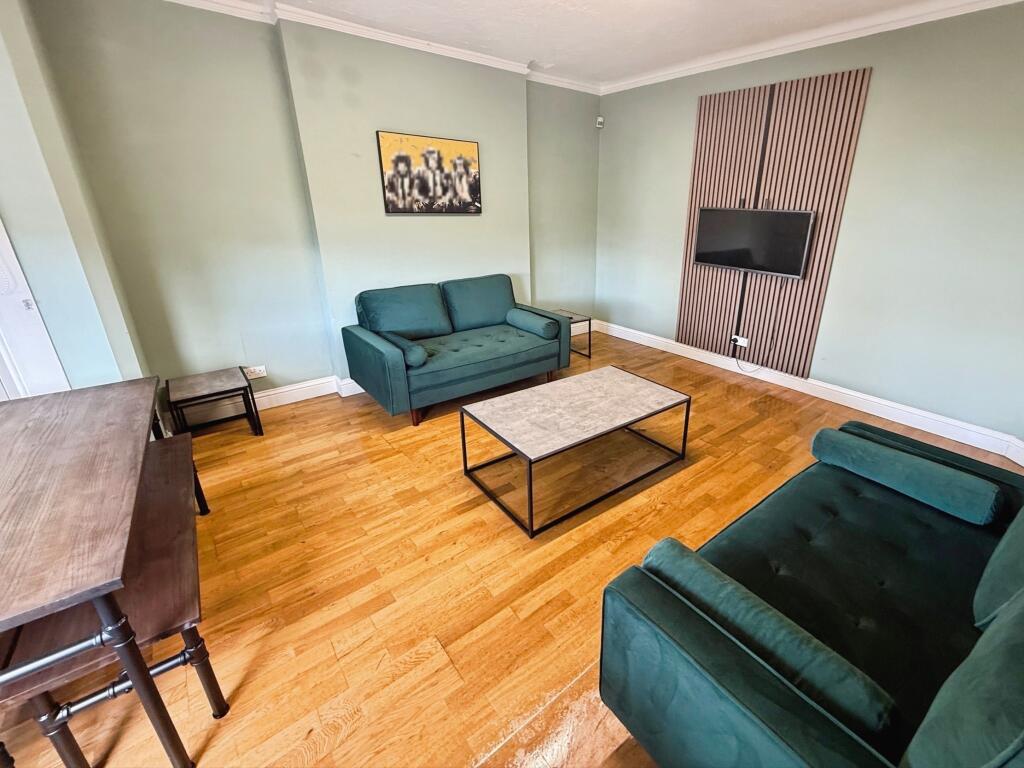 6 bed Detached for rent in Nottingham. From PURPLE FROG ASSET MANAGEMENT LIMITED - Nottingham