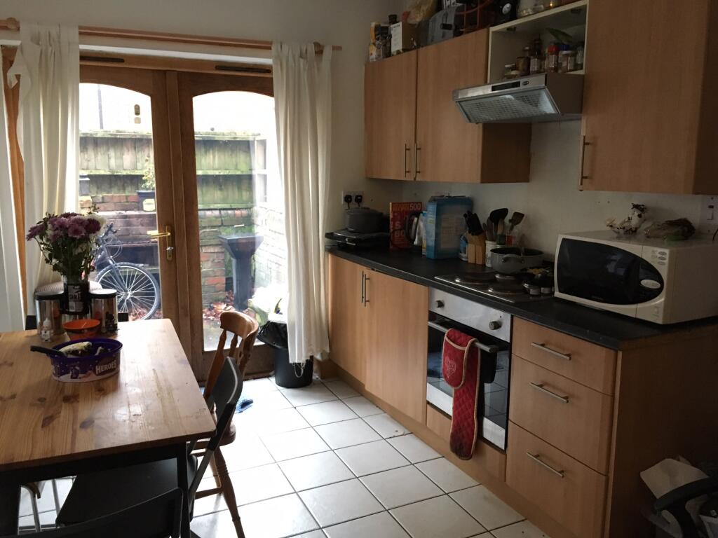 6 bed Detached for rent in Nottingham. From PURPLE FROG ASSET MANAGEMENT LIMITED - Nottingham