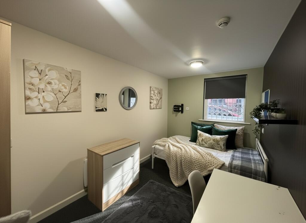 5 bed 1st Floor Flat for rent in Nottingham. From PURPLE FROG ASSET MANAGEMENT LIMITED - Nottingham 5 bed 1st Floor Flat for rent in Nottingham. From PURPLE FROG ASSET MANAGEMENT LIMITED - Nottingham
