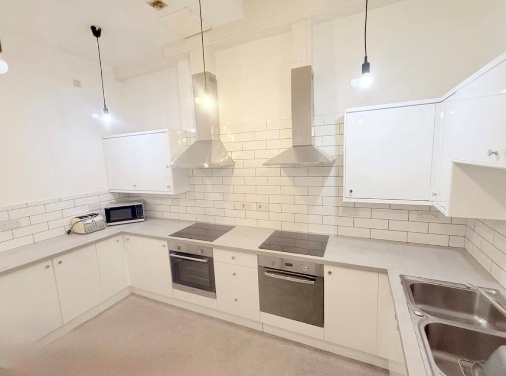 6 bed Detached for rent in Nottingham. From PURPLE FROG ASSET MANAGEMENT LIMITED - Nottingham