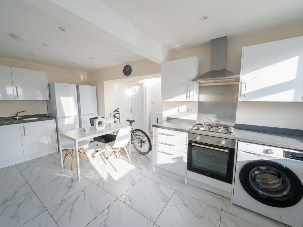 1 bed Detached for rent in Beeston. From PURPLE FROG ASSET MANAGEMENT LIMITED - Nottingham