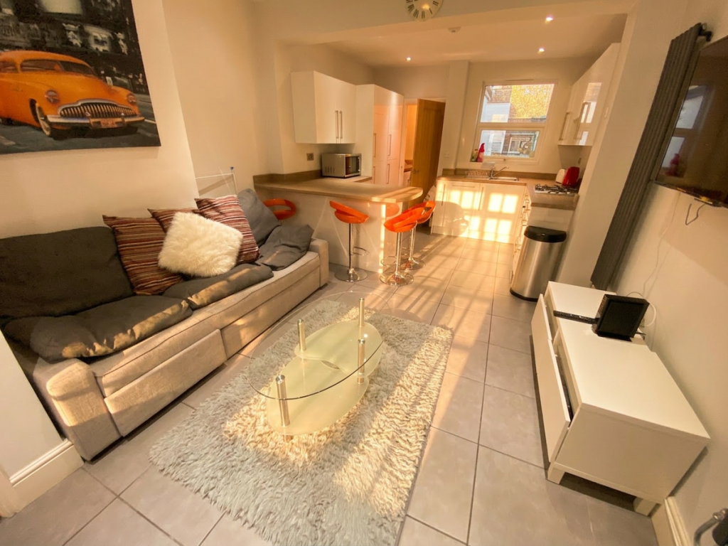 3 bed Detached for rent in Nottingham. From PURPLE FROG ASSET MANAGEMENT LIMITED - Nottingham 3 bed Detached for rent in Nottingham. From PURPLE FROG ASSET MANAGEMENT LIMITED - Nottingham