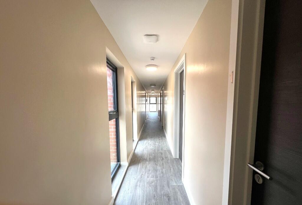 5 bed 1st Floor Flat for rent in . From PJ Reynolds - Bristol
