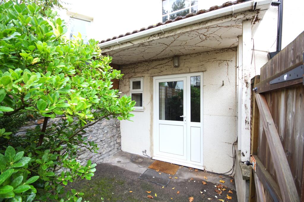 0 bed Studio for rent in Bristol. From PJ Reynolds - Bristol