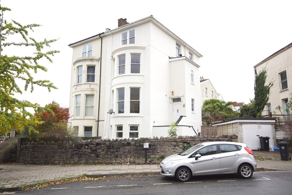 1 bed 1st Floor Flat for rent in Bristol. From PJ Reynolds - Bristol