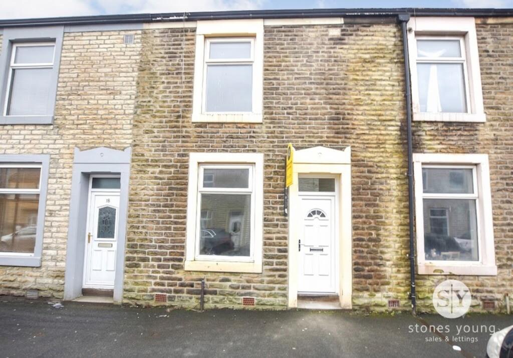 2 bed Mid Terraced House for rent in Great Harwood. From Stones Young Estate and Letting Agents - Blackburn
