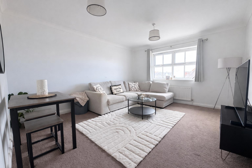 2 bed Apartment for rent in Peel Common. From Eckersley White - Lee-On-The-Solent