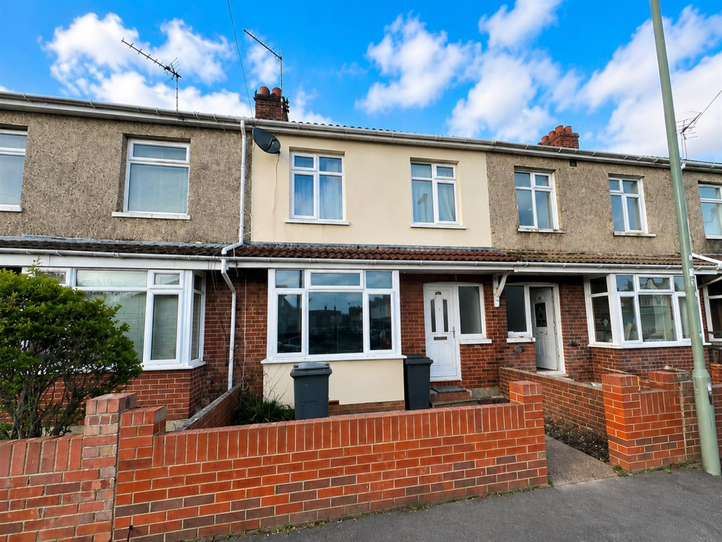 3 bed Mid Terraced House for rent in Gosport. From Eckersley White - Lee-On-The-Solent 3 bed Mid Terraced House for rent in Gosport. From Eckersley White - Lee-On-The-Solent