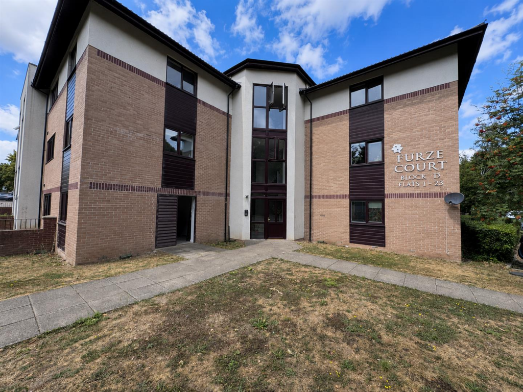 2 bed 1st Floor Flat for rent in Fareham. From Eckersley White - Lee-On-The-Solent