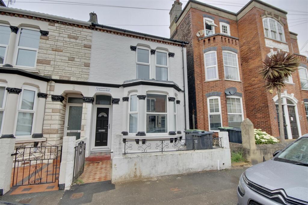 1 bed House Share for rent in Gosport. From Eckersley White - Lee-On-The-Solent 1 bed House Share for rent in Gosport. From Eckersley White - Lee-On-The-Solent