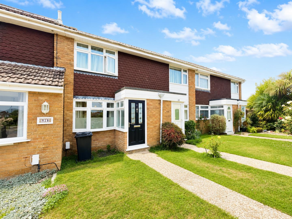 2 bed Mid Terraced House for rent in Gosport. From Eckersley White - Lee-On-The-Solent 2 bed Mid Terraced House for rent in Gosport. From Eckersley White - Lee-On-The-Solent