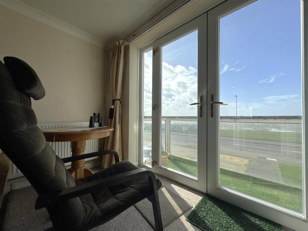 2 bed Annexe for rent in Peel Common. From Eckersley White - Lee-On-The-Solent 2 bed Annexe for rent in Peel Common. From Eckersley White - Lee-On-The-Solent