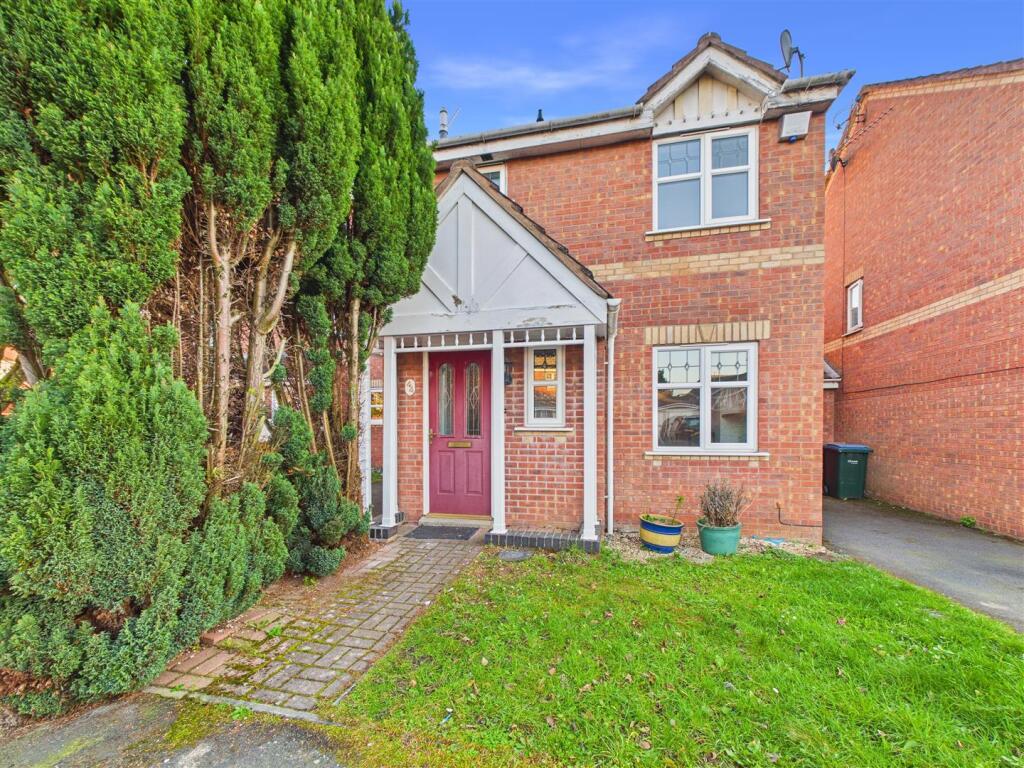 3 bed Link detached for rent in Hawkesbury. From Archer Bassett - Coventry