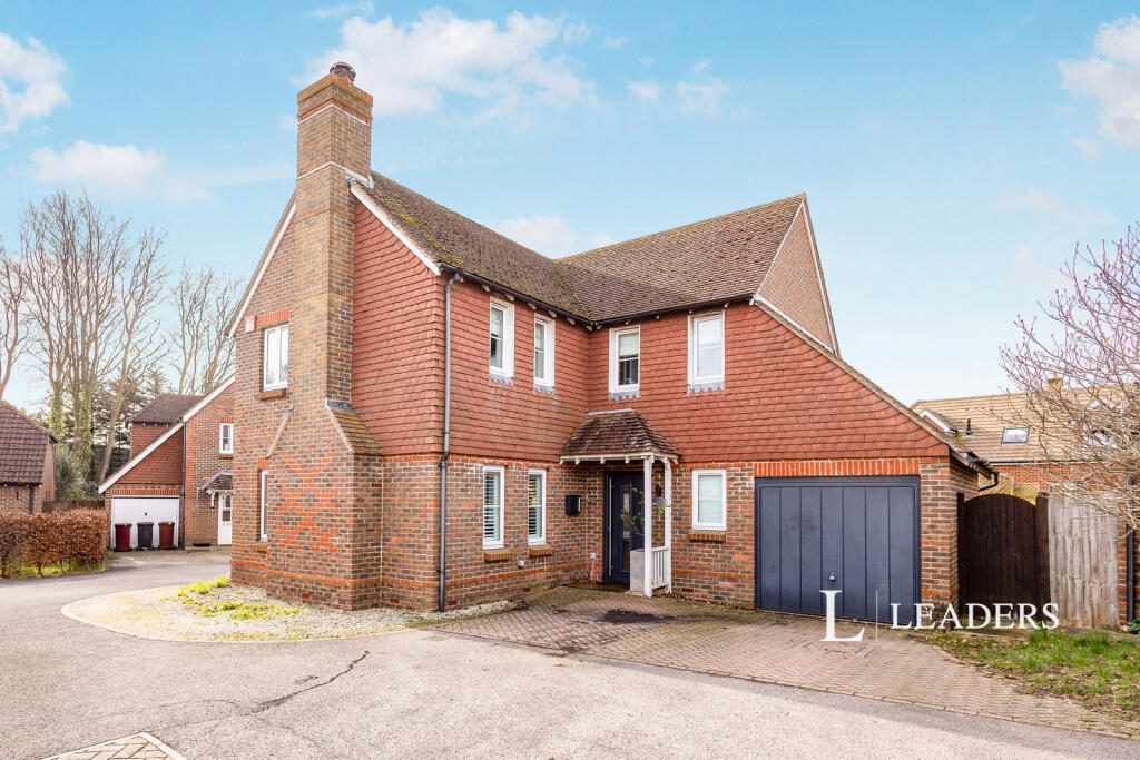 4 bed Detached for rent in Chichester. From Leaders - Cichester