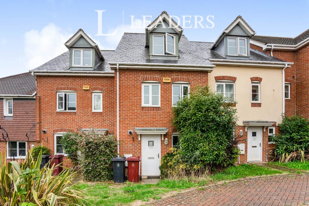 4 bed Detached for rent in Chichester. From Leaders - Cichester