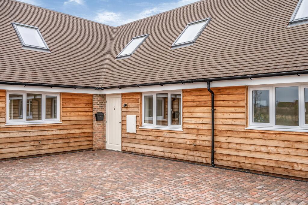 3 bed Mid Terraced House for rent in Lidsey. From Leaders - Cichester