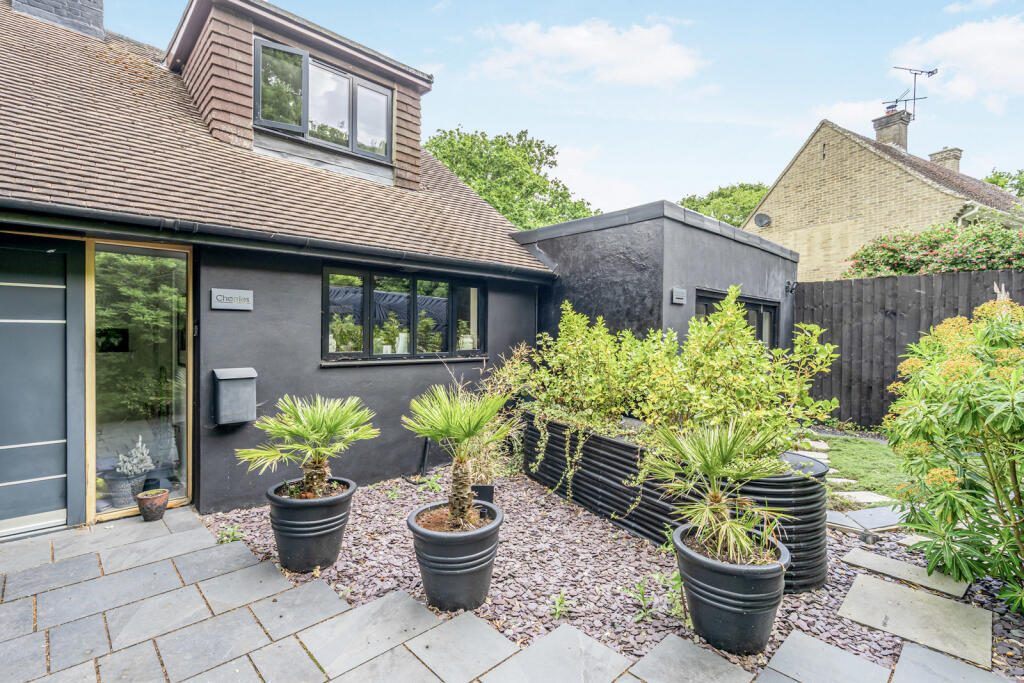 4 bed Detached for rent in Chichester. From Leaders - Cichester