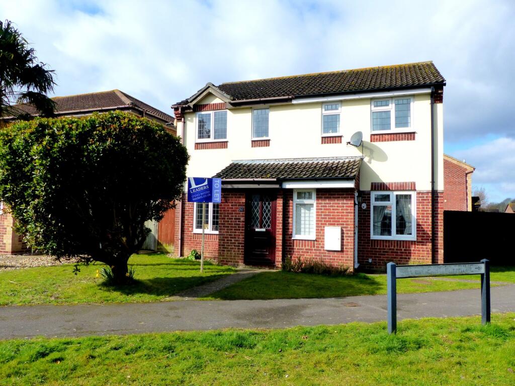 2 bed Detached for rent in Flansham. From Leaders Sales - Bognor Regis