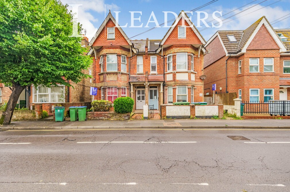 1 bed 1st Floor Flat for rent in Bognor Regis. From Leaders Sales - Bognor Regis 1 bed 1st Floor Flat for rent in Bognor Regis. From Leaders Sales - Bognor Regis