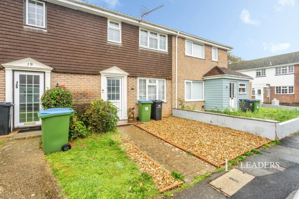 2 bed Mid Terraced House for rent in Flansham. From Leaders Sales - Bognor Regis 2 bed Mid Terraced House for rent in Flansham. From Leaders Sales - Bognor Regis