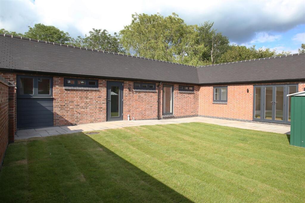 3 bed Barn Conversion for rent in Rugby. From Archer Bassett - Rugby