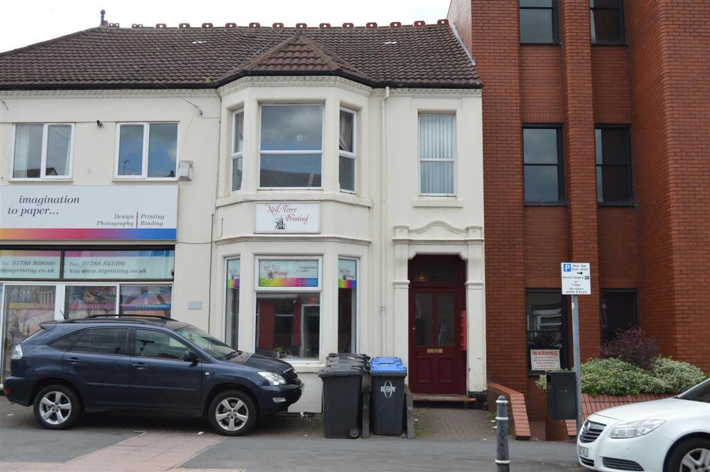 3 bed 1st Floor Flat for rent in Rugby. From Archer Bassett - Rugby