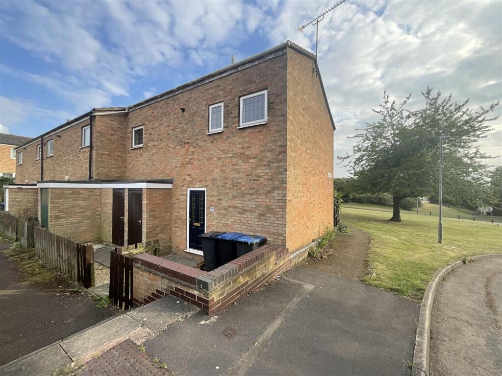 3 bed End of Terrace for rent in Rugby. From Archer Bassett - Rugby