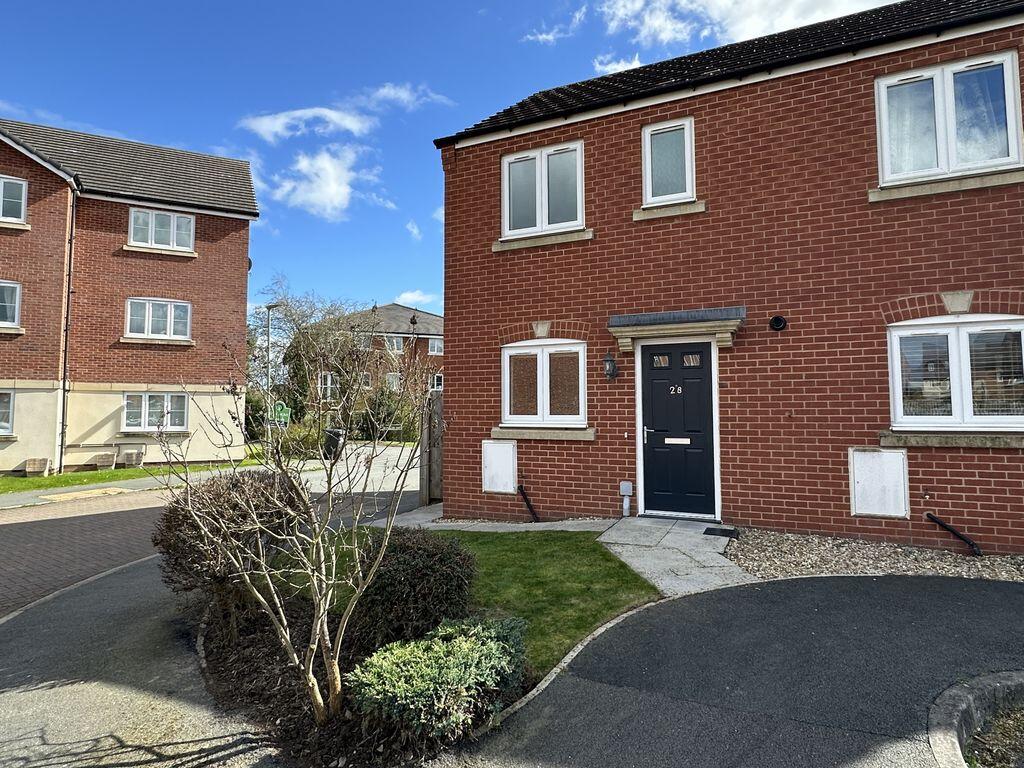 2 bed Semi Detached for rent in Gobowen. From Bowen - Oswestry