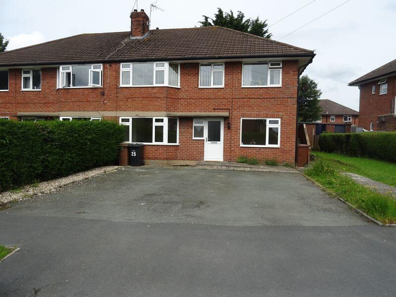 2 bed Apartment for rent in Croesowallt. From Bowen - Oswestry