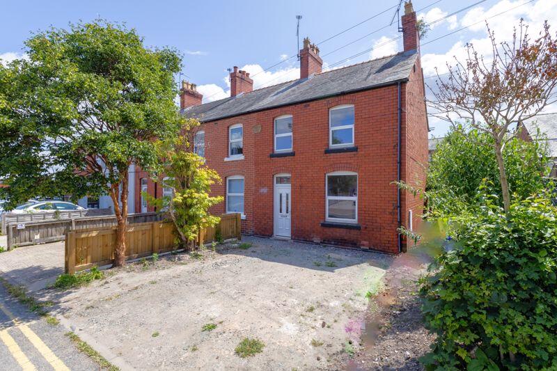 3 bed End of Terrace for rent in Croesowallt. From Bowen - Oswestry