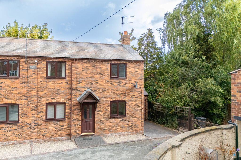 2 bed Semi Detached for rent in Ellesmere. From Bowen - Oswestry