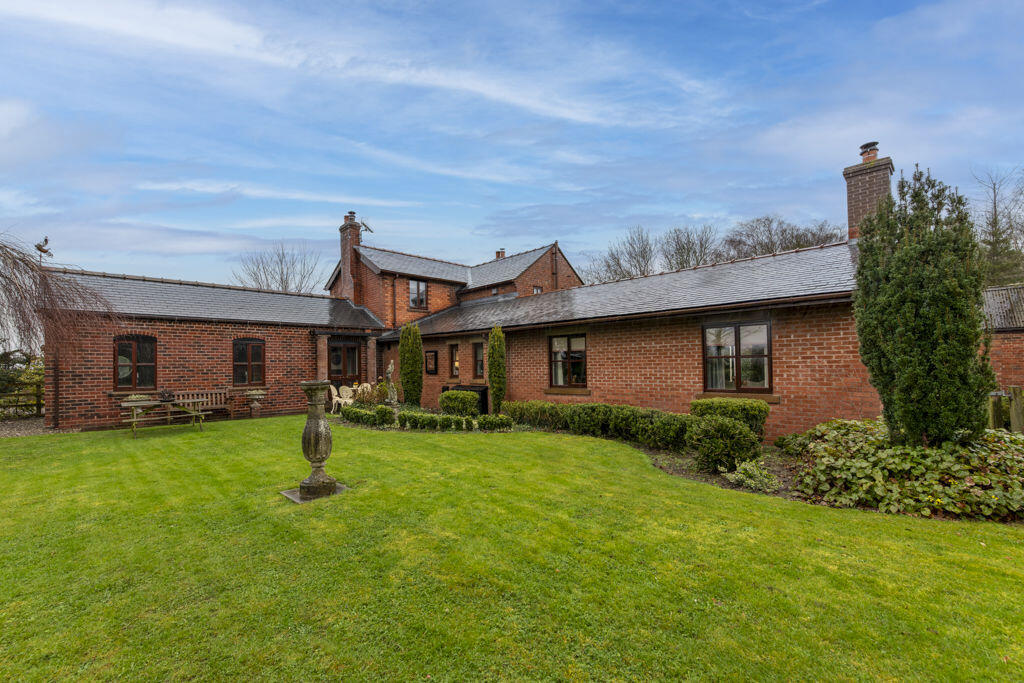 4 bed Detached for rent in Holt. From Bowen - Wrexham