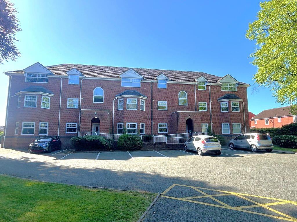 2 bed 1st Floor Flat for rent in Marchwiel. From Bowen - Wrexham