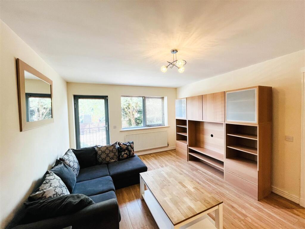 1 bed 1st Floor Flat for rent in Birmingham. From Places - Birmingham 1 bed 1st Floor Flat for rent in Birmingham. From Places - Birmingham
