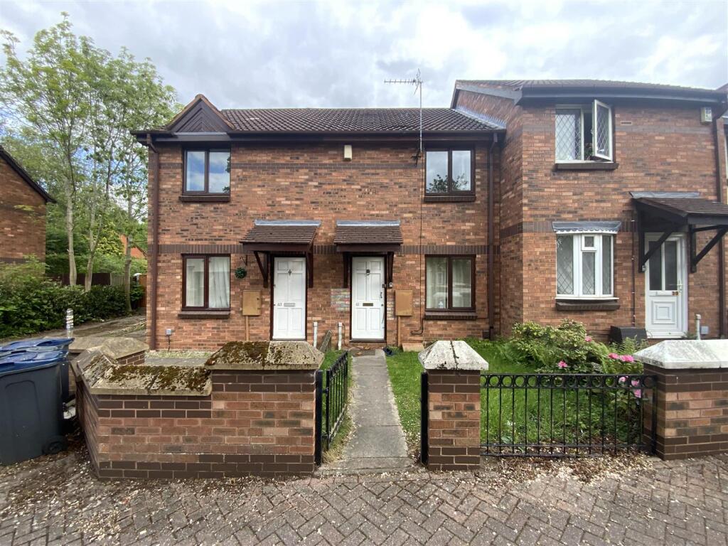 2 bed Mid Terraced House for rent in Solihull. From Archer Bassett - Acocks Green