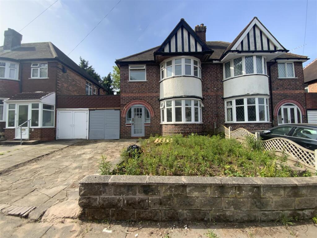 3 bed Semi Detached for rent in Solihull. From Archer Bassett - Acocks Green 3 bed Semi Detached for rent in Solihull. From Archer Bassett - Acocks Green