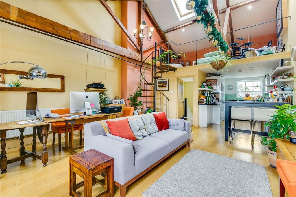 2 bed Detached for rent in Clapham. From Marsh & Parsons - Clapham