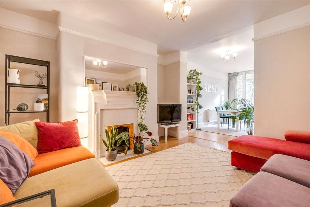 1 bed 1st Floor Flat for rent in London. From Marsh & Parsons - Clapham 1 bed 1st Floor Flat for rent in London. From Marsh & Parsons - Clapham