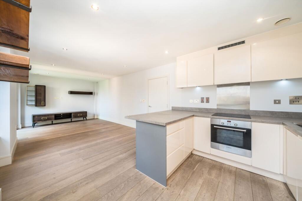 2 bed 1st Floor Flat for rent in Clapham. From Marsh & Parsons - Clapham