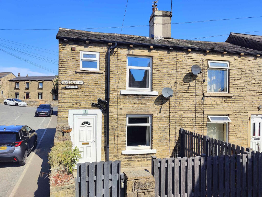 2 bed End of Terrace for rent in Brighouse. From Marsh and Marsh - Halifax