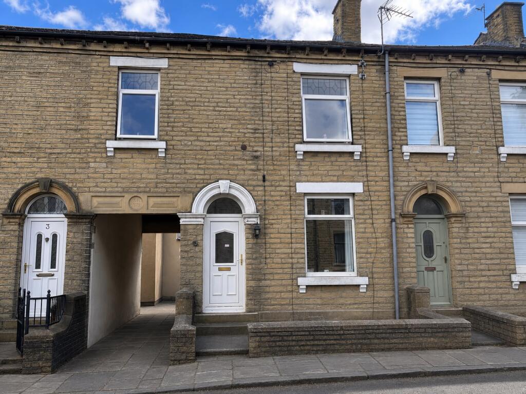 2 bed Mid Terraced House for rent in Brighouse. From Marsh and Marsh - Halifax