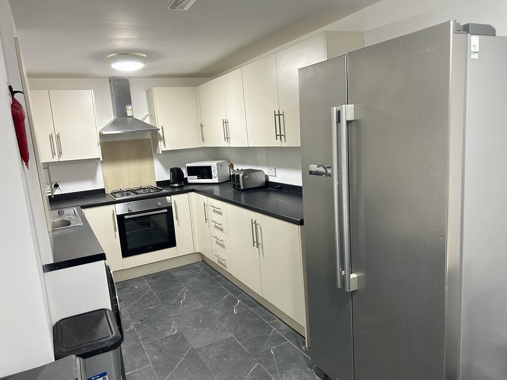 6 bed Mid Terraced House for rent in Liverpool. From Liverpool Student Lettings - Liverpool 6 bed Mid Terraced House for rent in Liverpool. From Liverpool Student Lettings - Liverpool