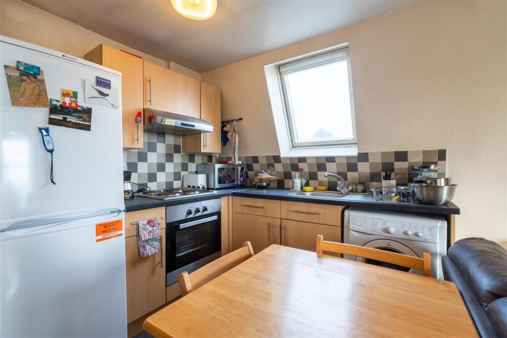 1 bed 1st Floor Flat for rent in Sheffield. From Broomhill Property Shop - Sheffield 1 bed 1st Floor Flat for rent in Sheffield. From Broomhill Property Shop - Sheffield