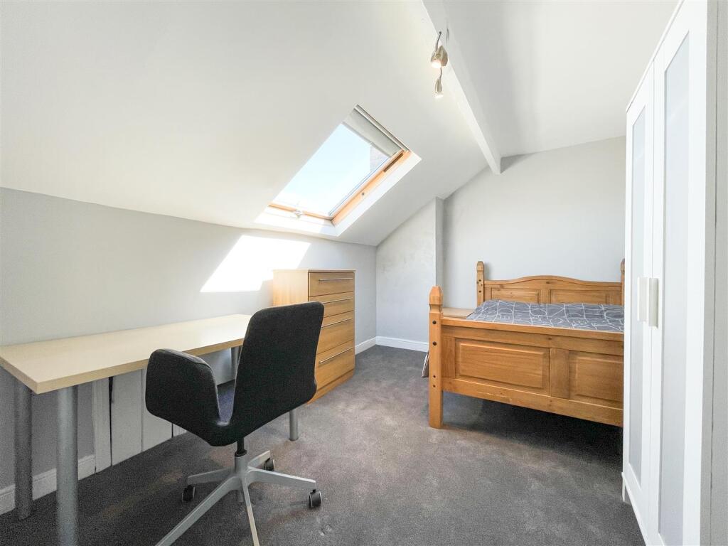 5 bed Detached for rent in Sheffield. From Broomhill Property Shop - Sheffield 5 bed Detached for rent in Sheffield. From Broomhill Property Shop - Sheffield