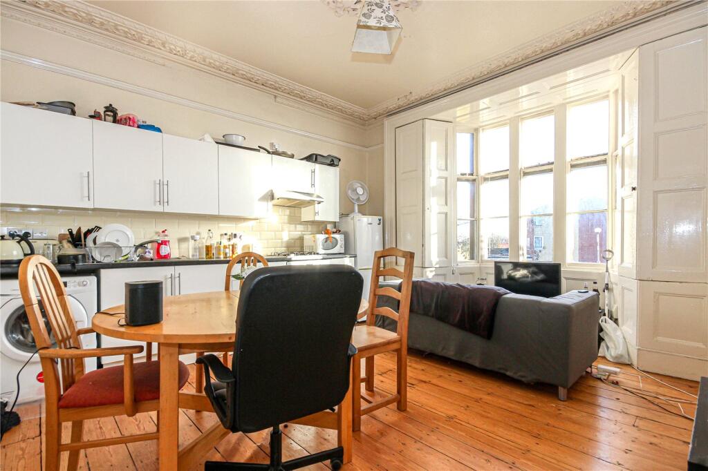 3 bed Apartment for rent in Bristol. From CJ Hole - Bishopston 3 bed Apartment for rent in Bristol. From CJ Hole - Bishopston