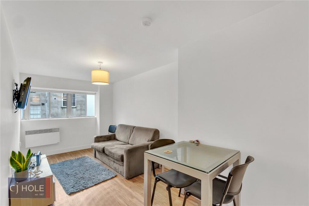 2 bed Apartment for rent in Bristol. From CJ Hole - Bishopston