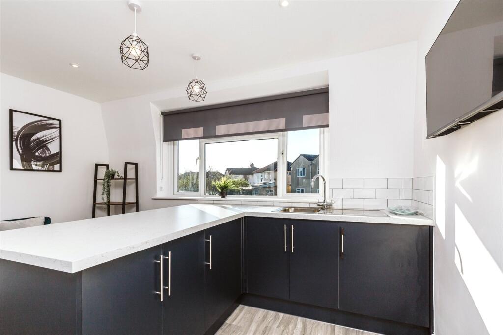 3 bed Apartment for rent in Bristol. From CJ Hole - Bishopston 3 bed Apartment for rent in Bristol. From CJ Hole - Bishopston