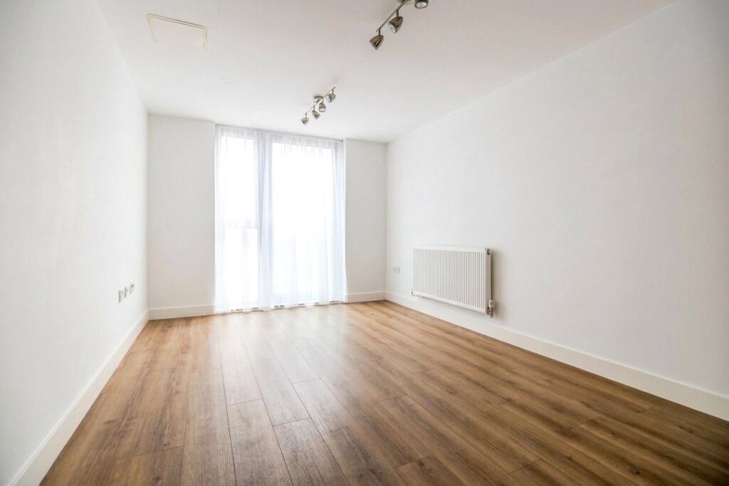 2 bed Apartment for rent in Bristol. From CJ Hole - Bishopston