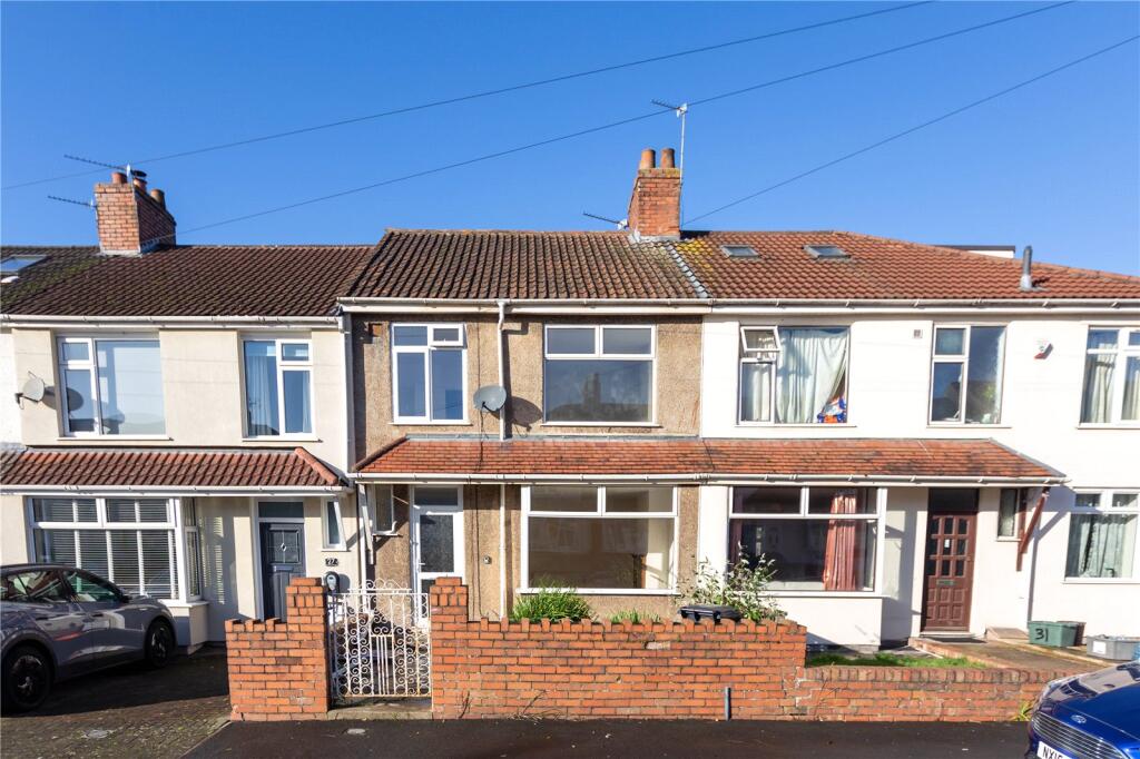 4 bed Mid Terraced House for rent in Bristol. From CJ Hole - Bishopston