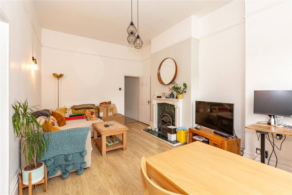 1 bed Apartment for rent in Bristol. From CJ Hole - Bishopston